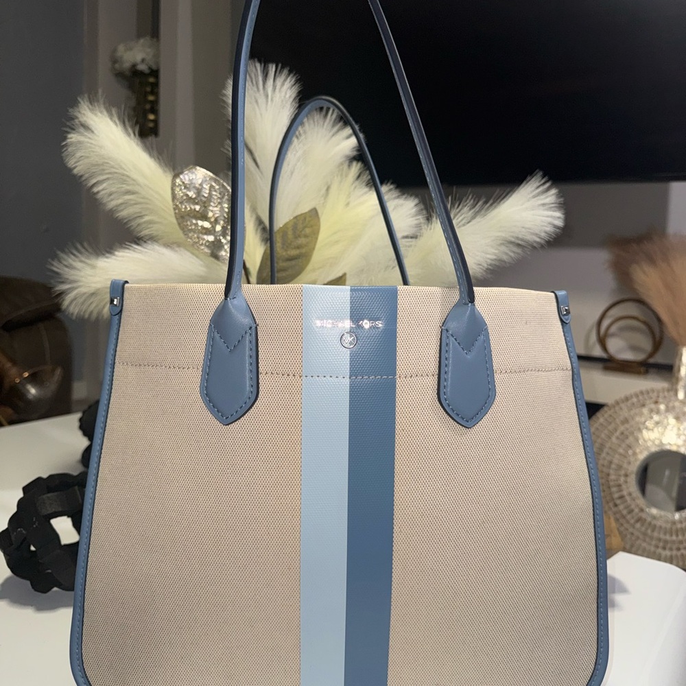 Michael Kors Blue and Cream Tote Bag